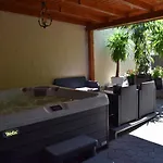 Eden شقة فندقية