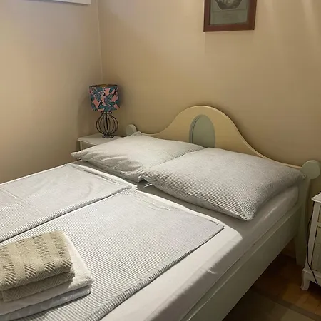 Aparthotel Eden *